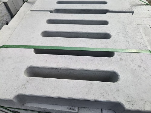 水泥雨水篦子圖片，水泥雨水篦子高清圖片，水泥雨水篦子成品圖片，水泥雨水口立篦子圖片，四孔水泥雨水篦子圖片